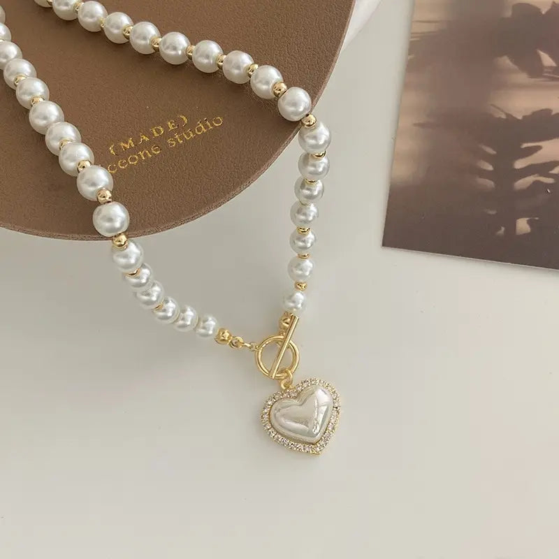 Elegant Pearl Heart Pendant Necklace – Korean Jewelry