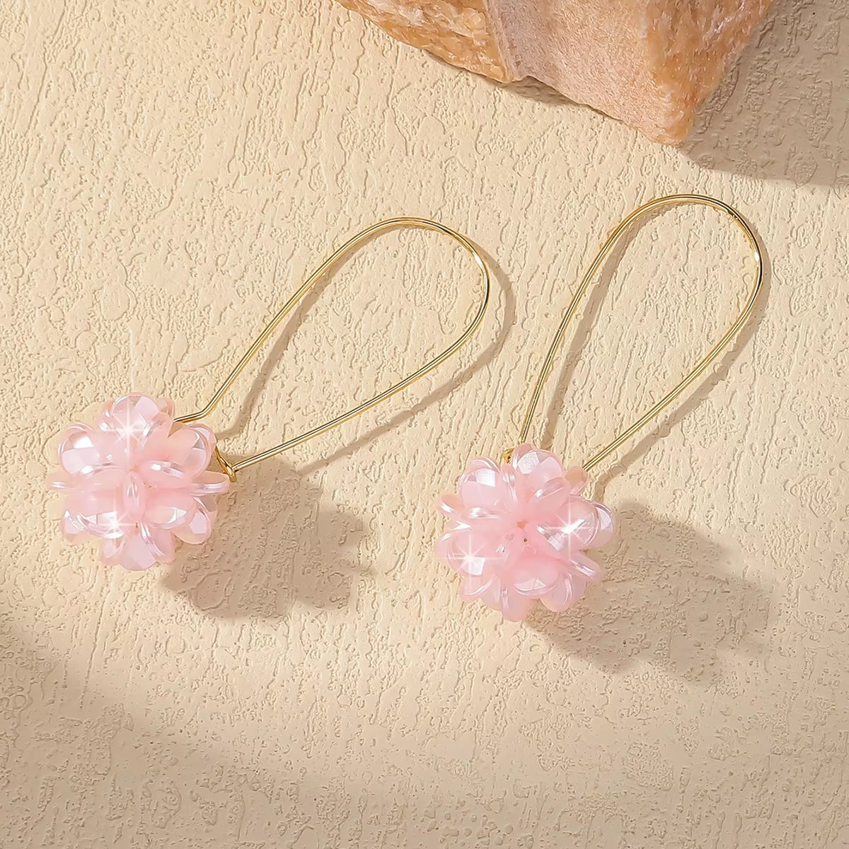 Korean Style Shell Dangle Earrings – White Crystal Zircon Flower Drop Earrings for Women, Elegant Bridal & Party Jewelry Accessories